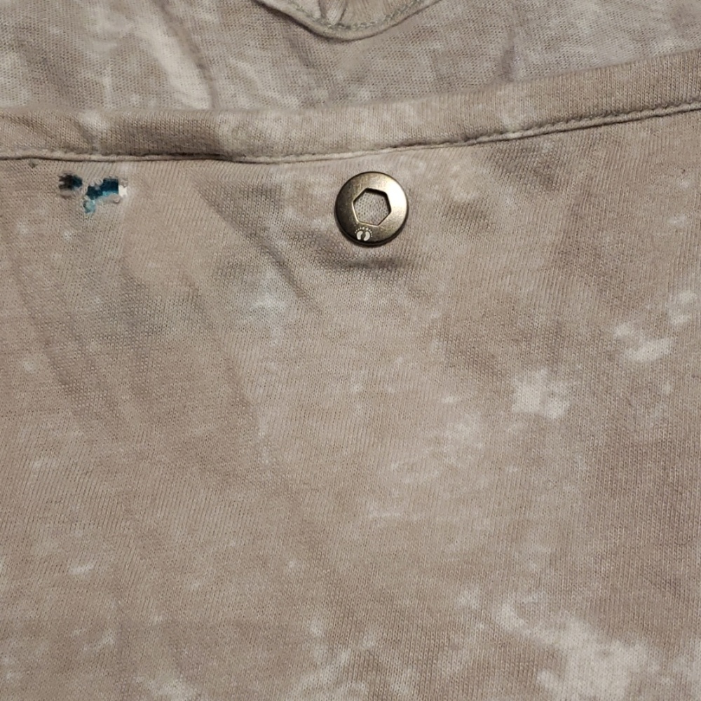 Gray and White Tye-Dye Marble Tank - Picture 5 of 8